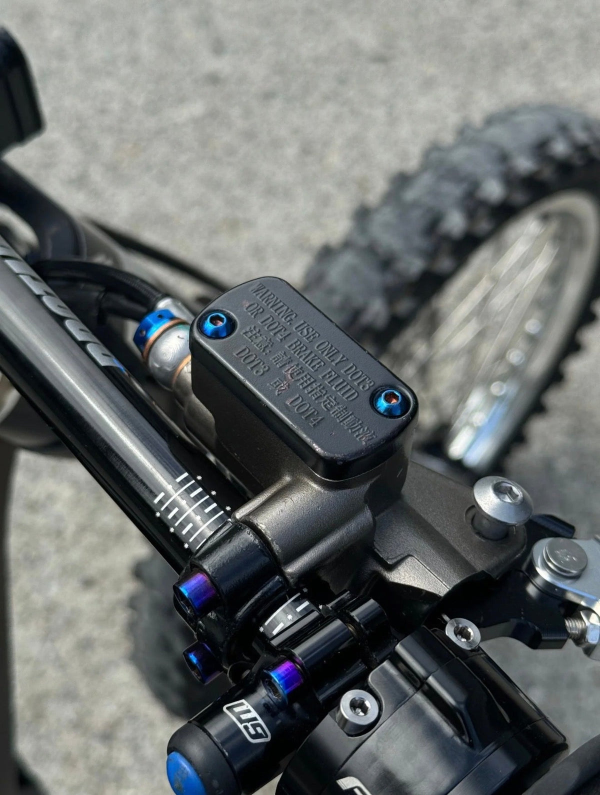 Ultra Bee Handle Bar Titanium Kit ($80 Value)
